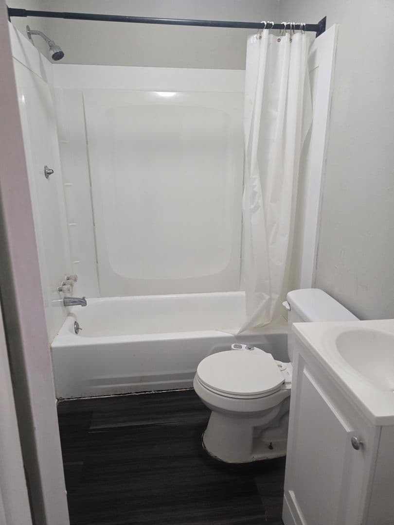 Plant City Apartment: 1703 W. Reynolds Street