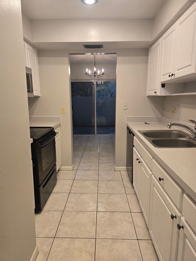 Temple Terrace House: 6309 Bentbranch Court