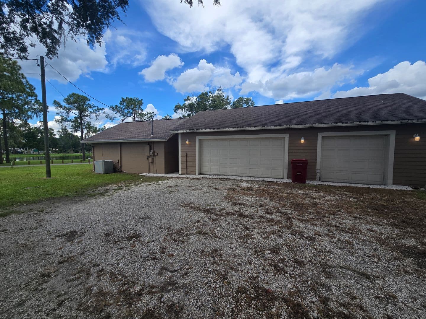 Plant City House: 102 Drake Street