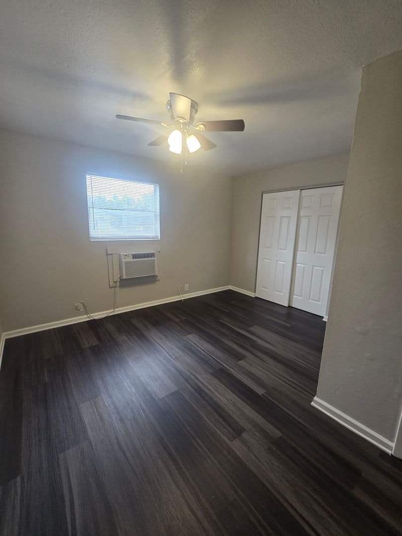 Plant City Apartment: 1703 W. Reynolds Street