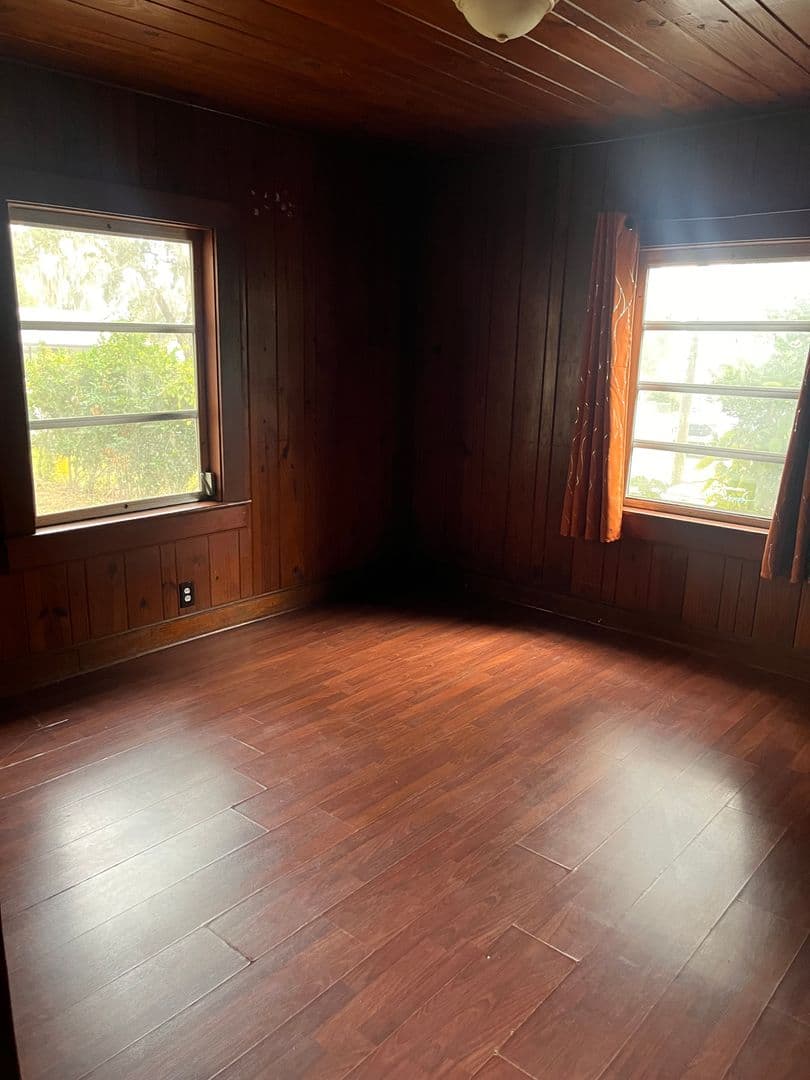 Plant City House: 1101 N. Burton Street