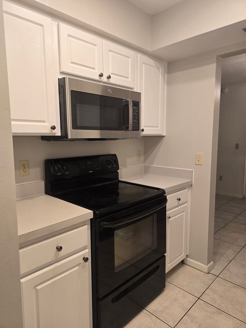 Temple Terrace House: 6309 Bentbranch Court