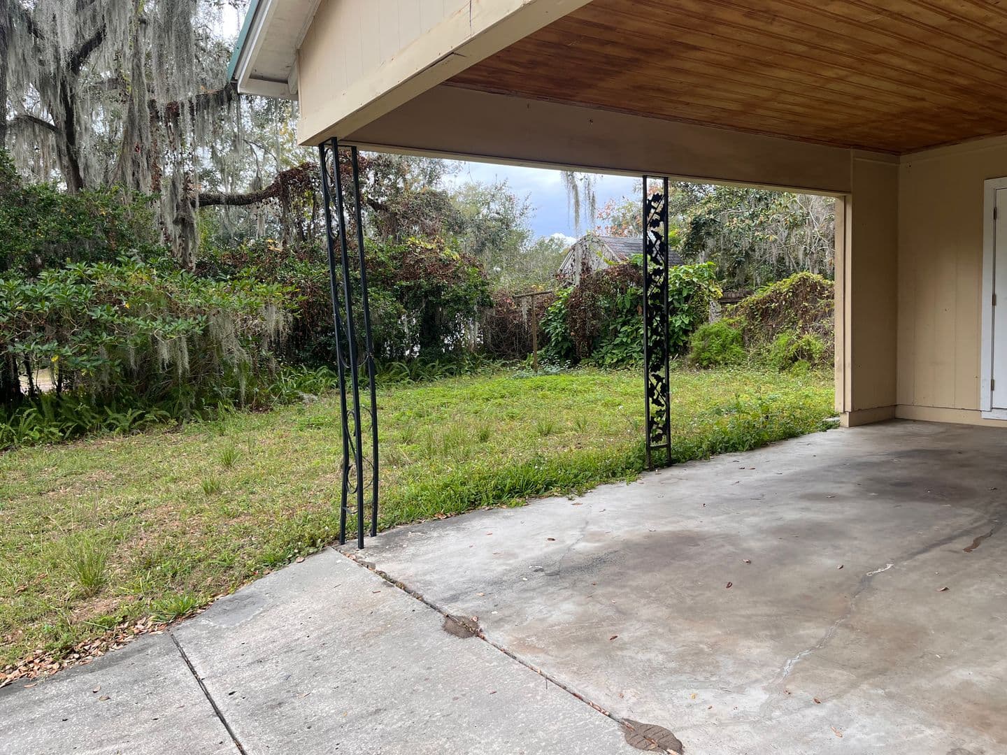 Plant City House: 1101 N. Burton Street