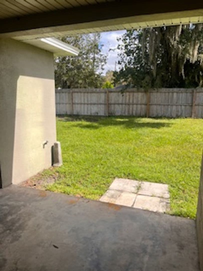 Plant City House: 106 Drake Street