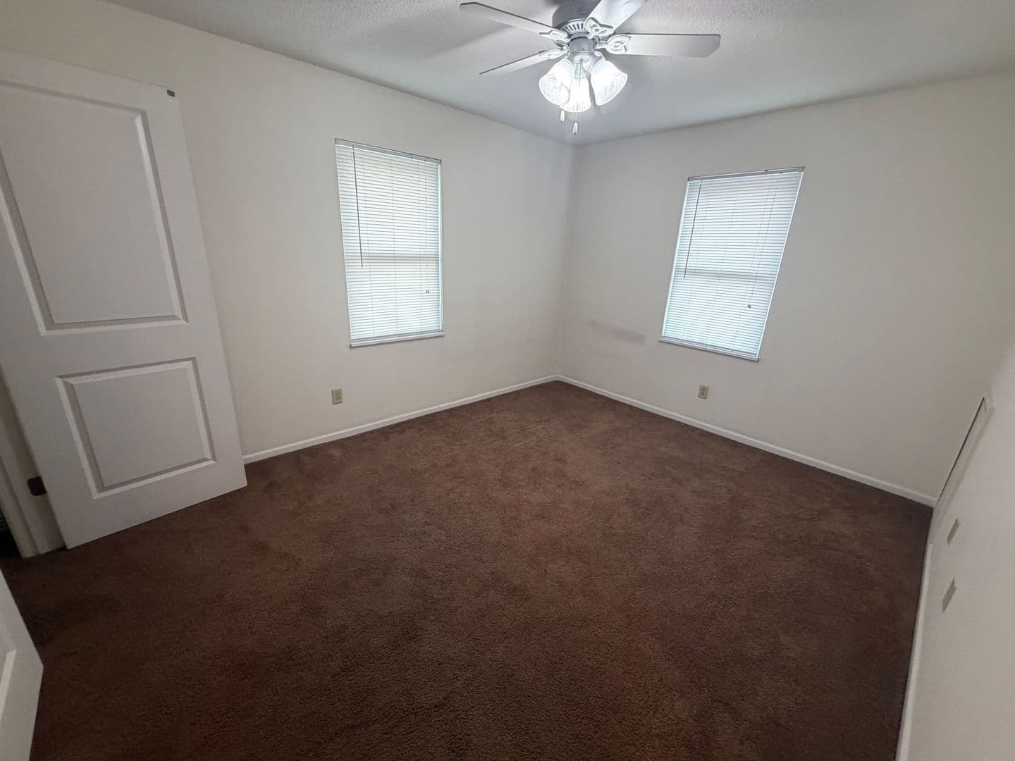 Jefferson City House: 919 Southwest Blvd L