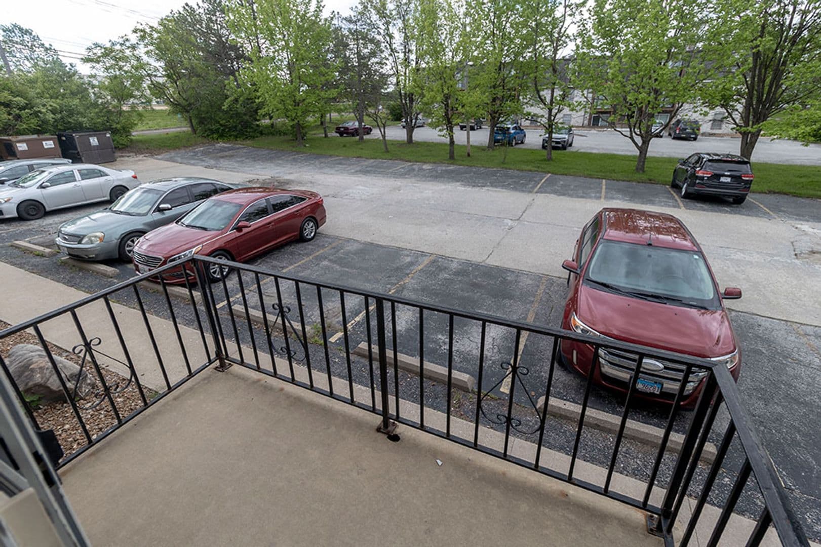 Columbia Apartment: 3408 Balboa Ln #44