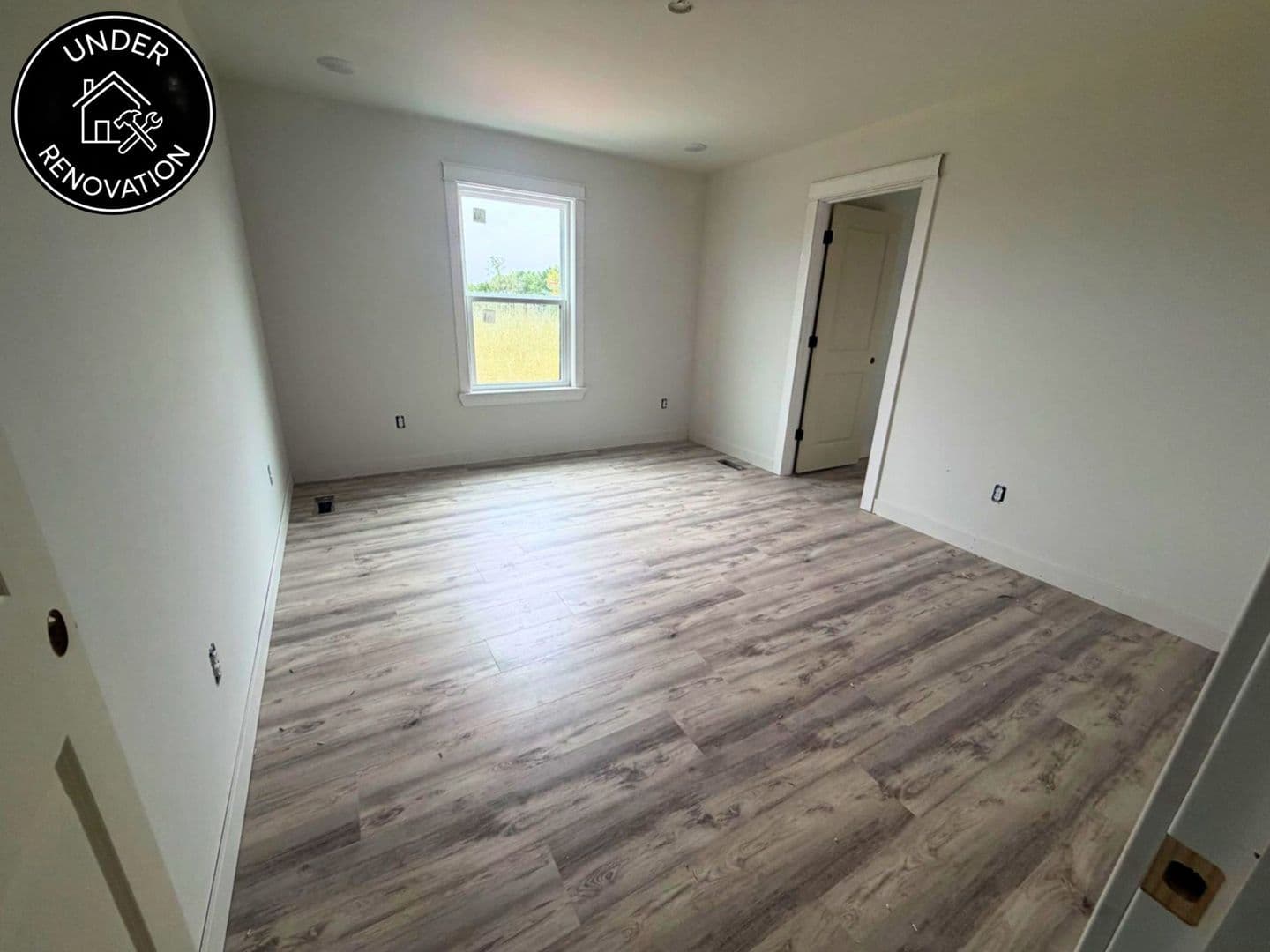 Columbia House: 5000 Derby Ridge Dr - 504