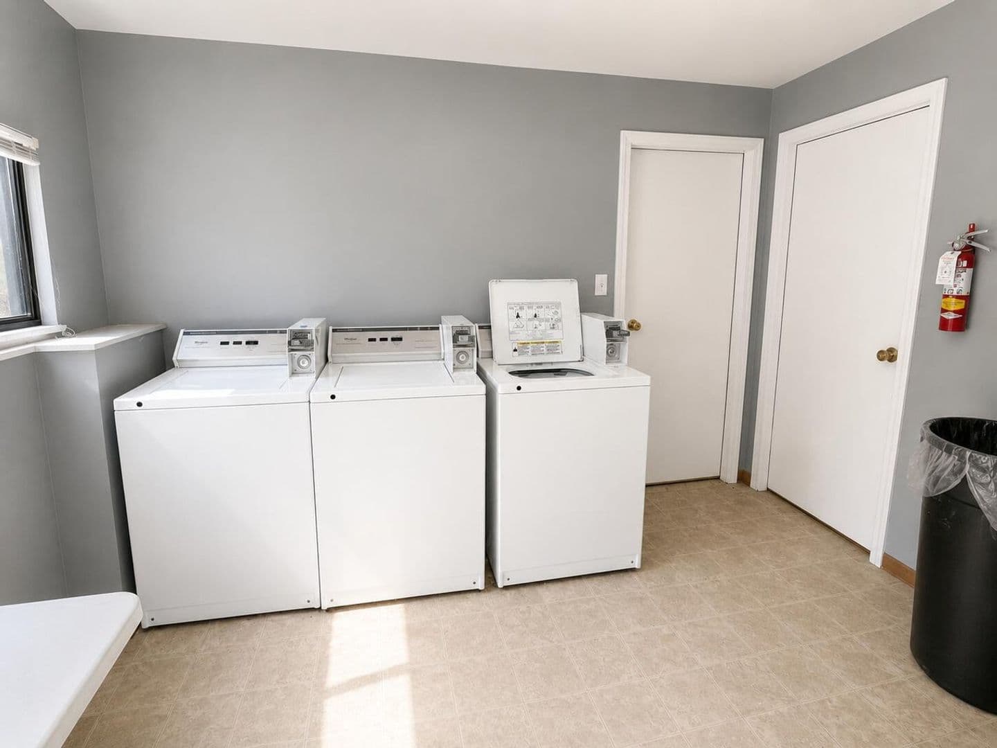 Jefferson City House: 405 Clayton Dr B-10