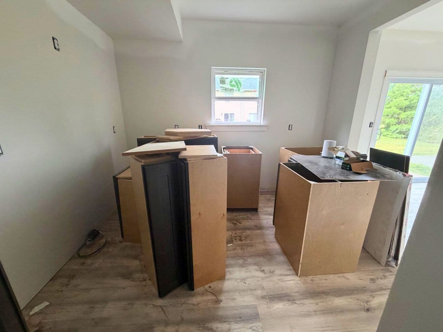 Columbia House: 5000 Derby Ridge Dr - 503