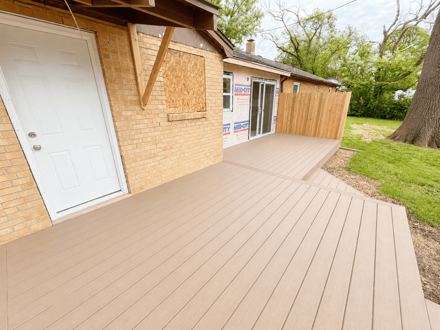 Columbia House: 2800 Mexico Gravel Rd