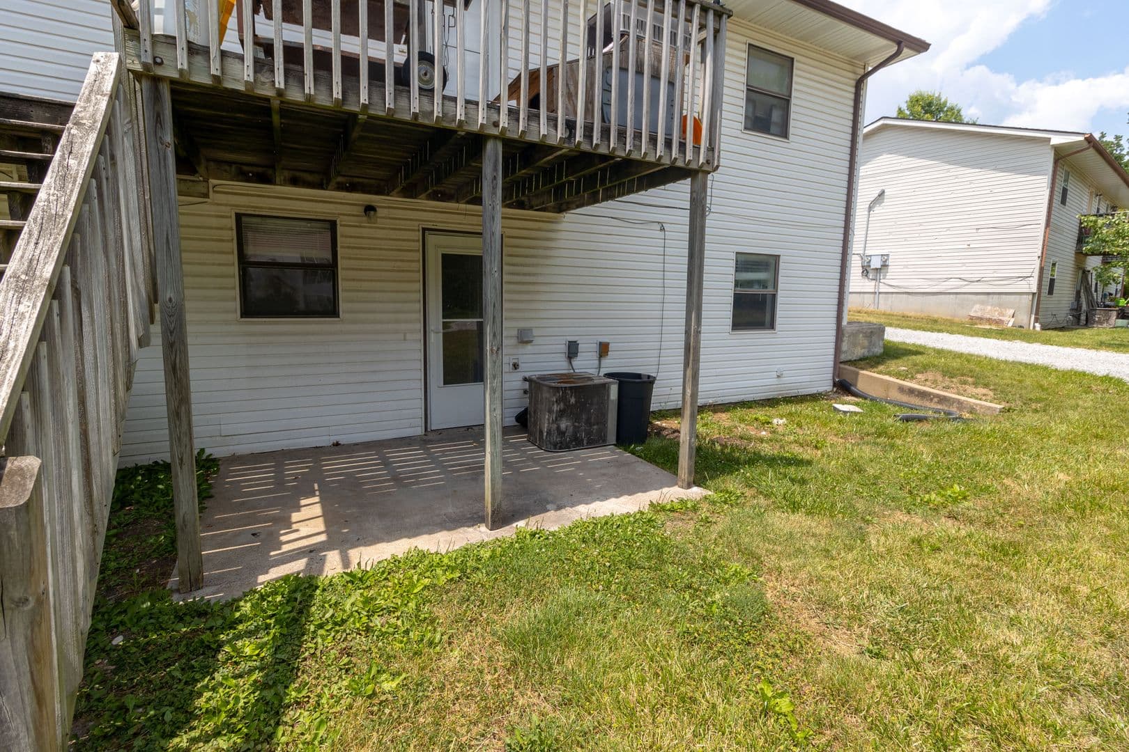 Columbia Apartment: 420 N East Park Ln