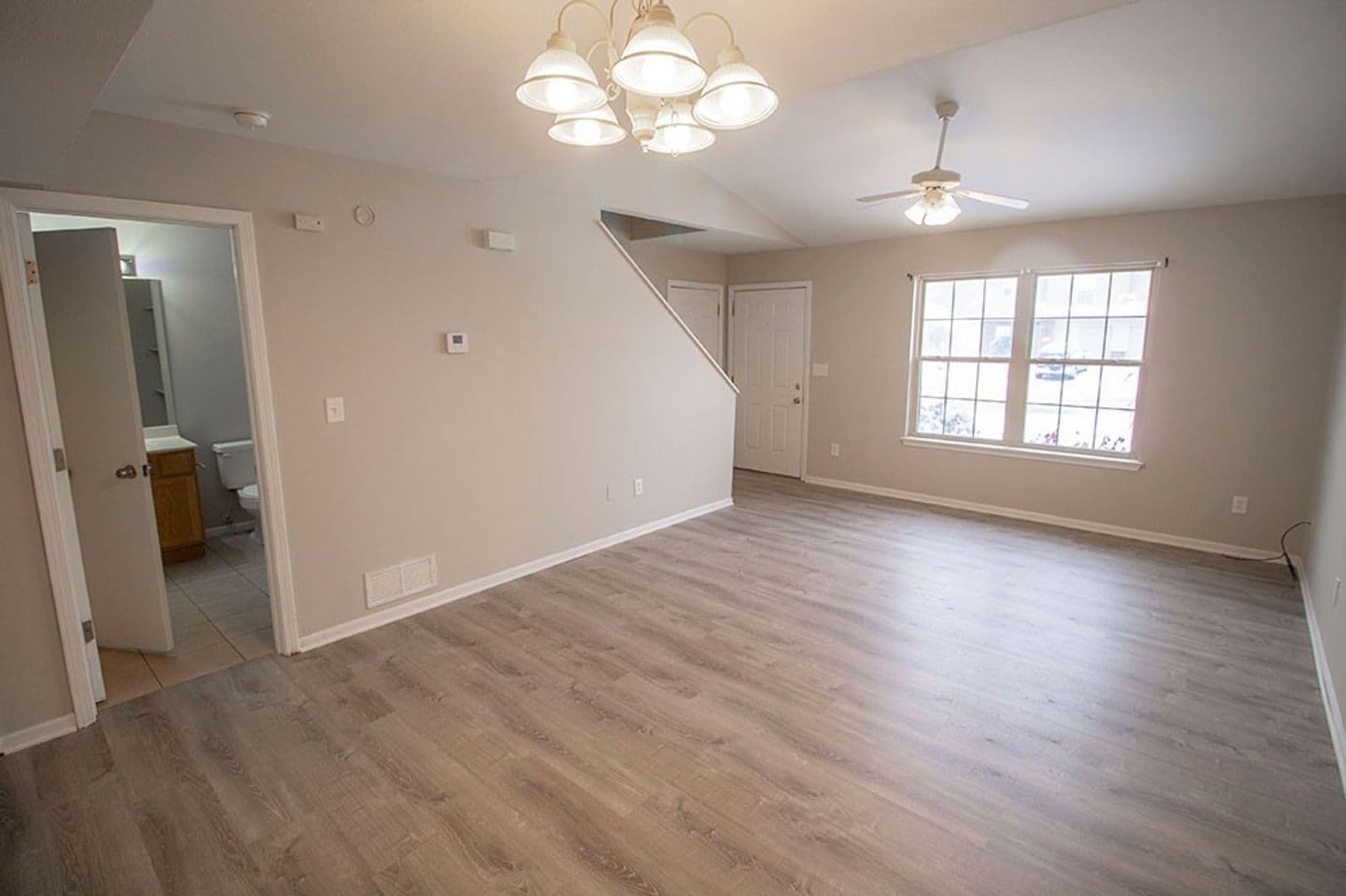 Columbia House: 1413 Greensboro Dr