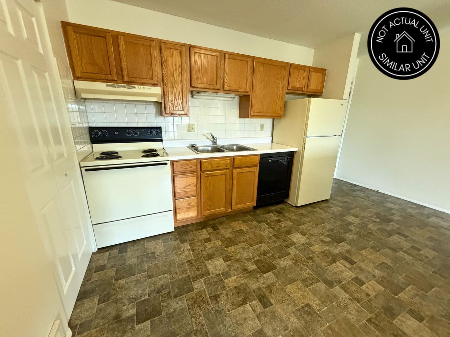 Jefferson City House: 905 Southwest Blvd E