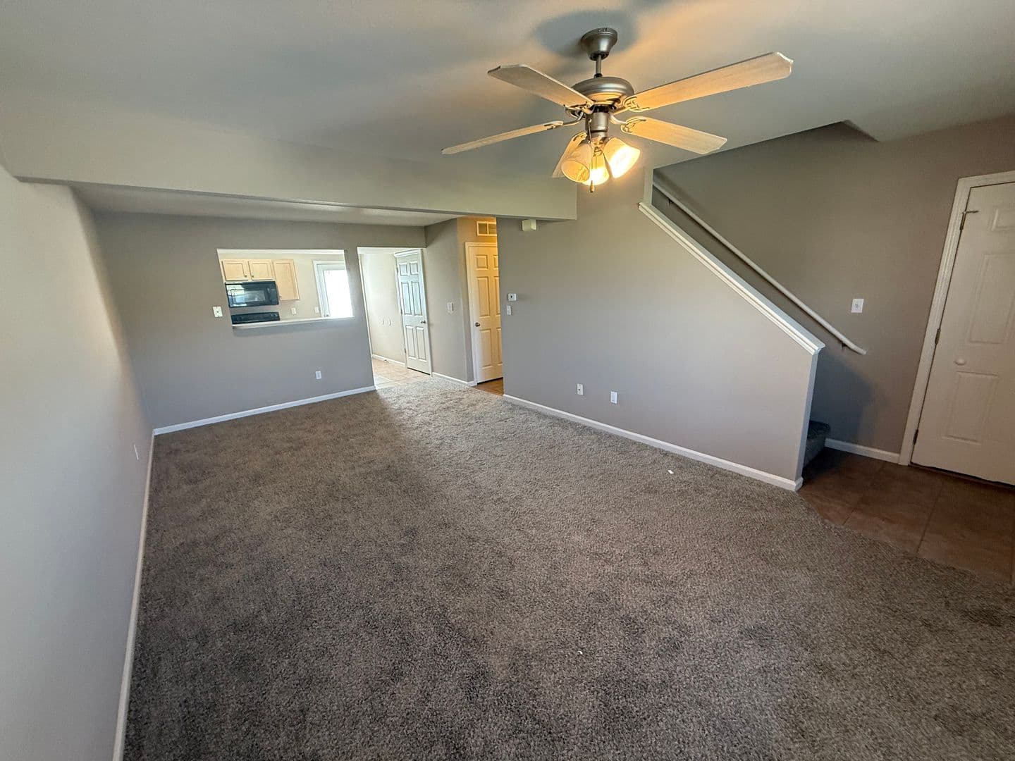 Columbia House: 214 Arctic Wolf Ct