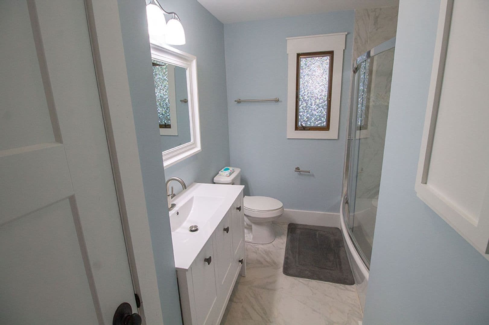 Columbia House: 3104 Oak Lawn Dr