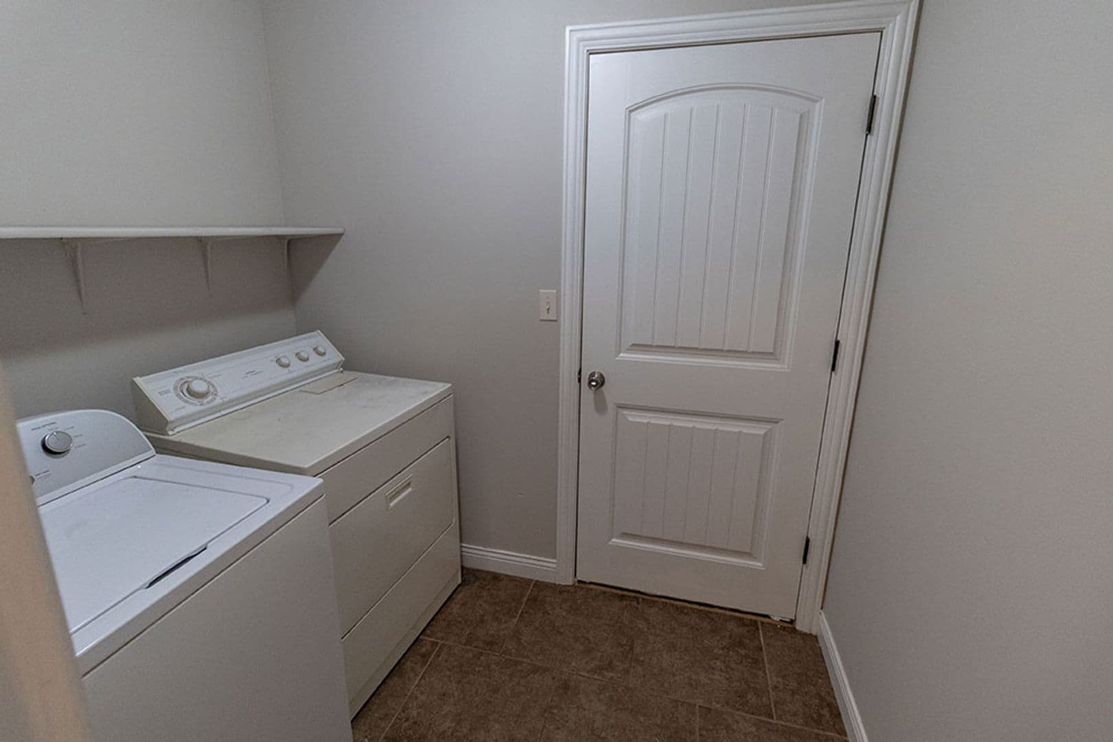 Columbia Apartment: 4700 Dehaven Dr