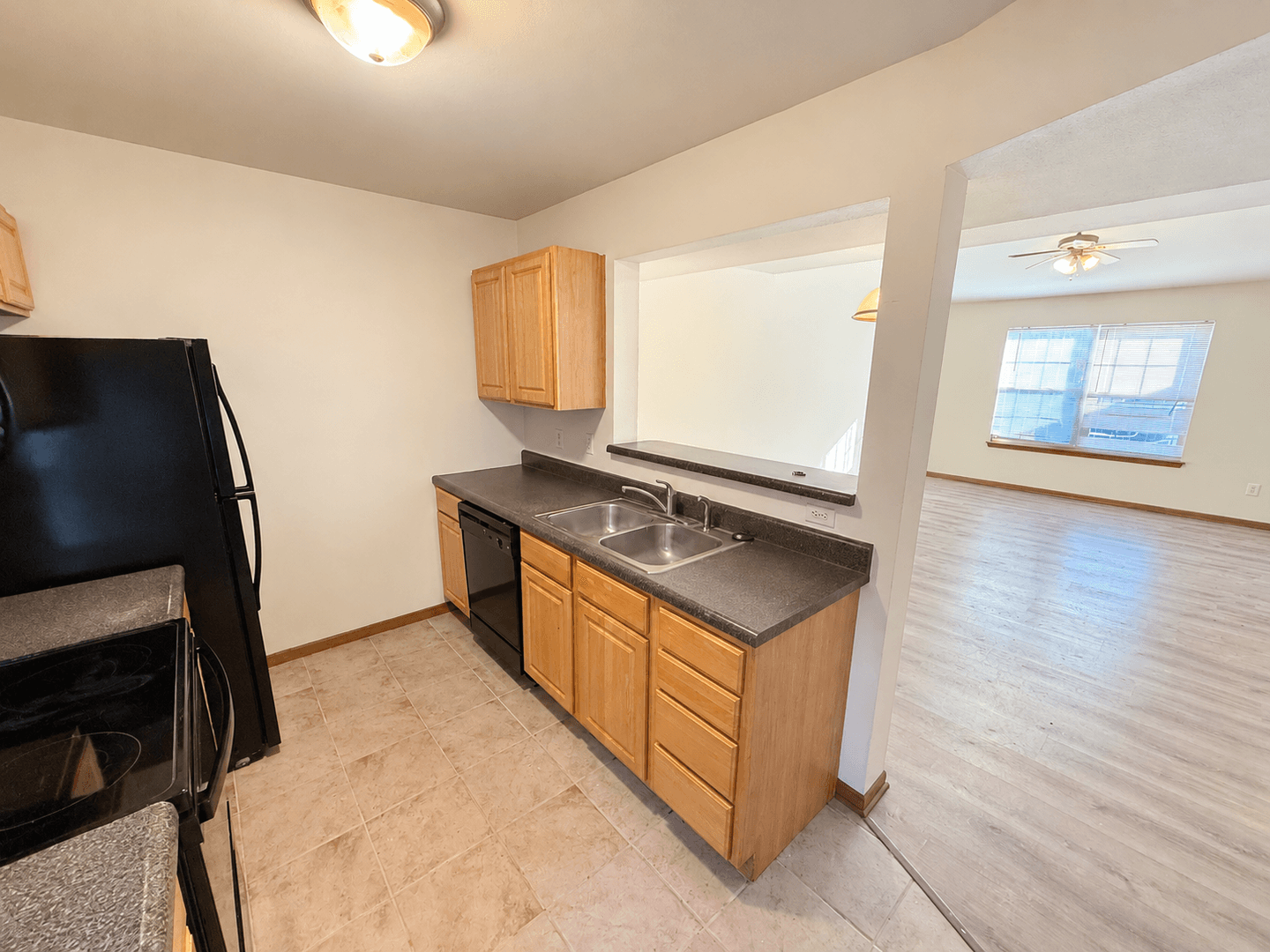 Columbia House: 2119 Ballenger Ln