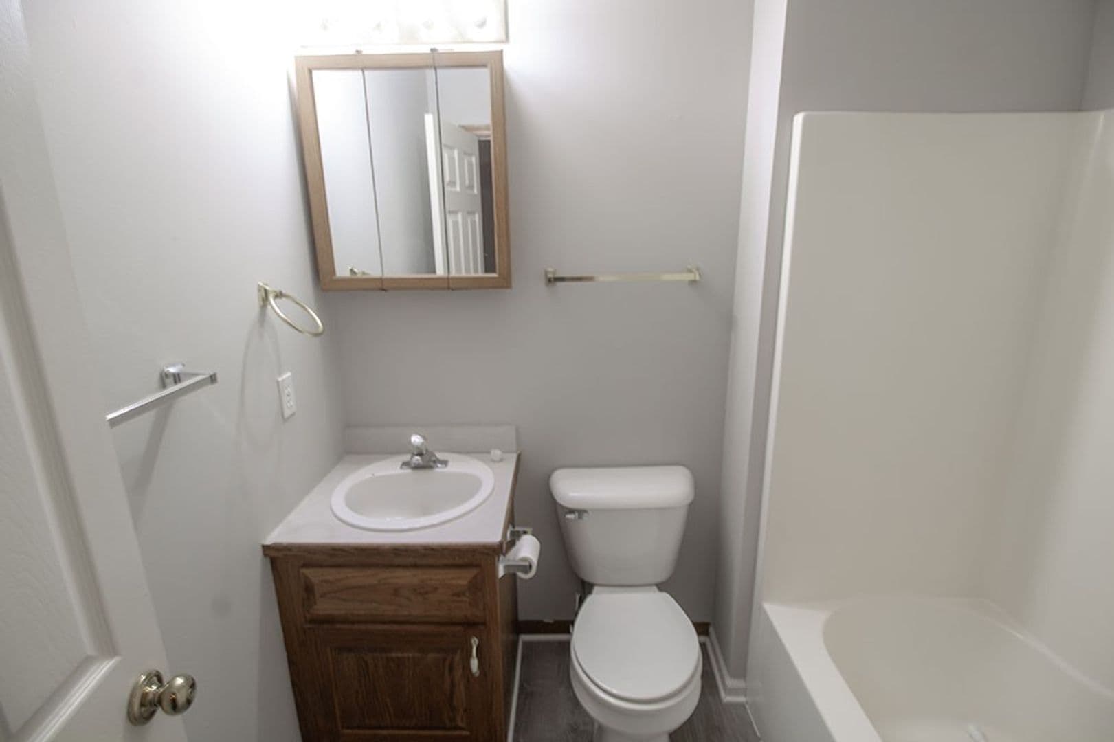 Columbia Apartment: 1316 Valley Creek