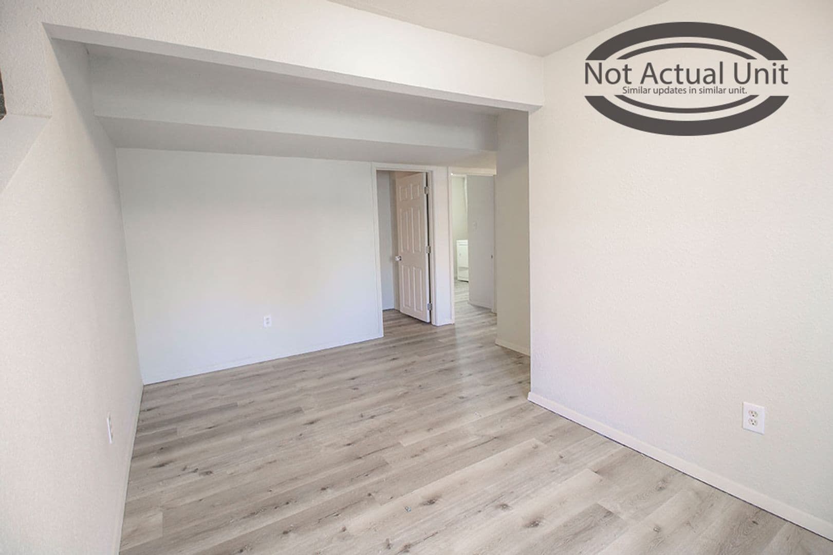 Columbia House: 1013 W Ash St