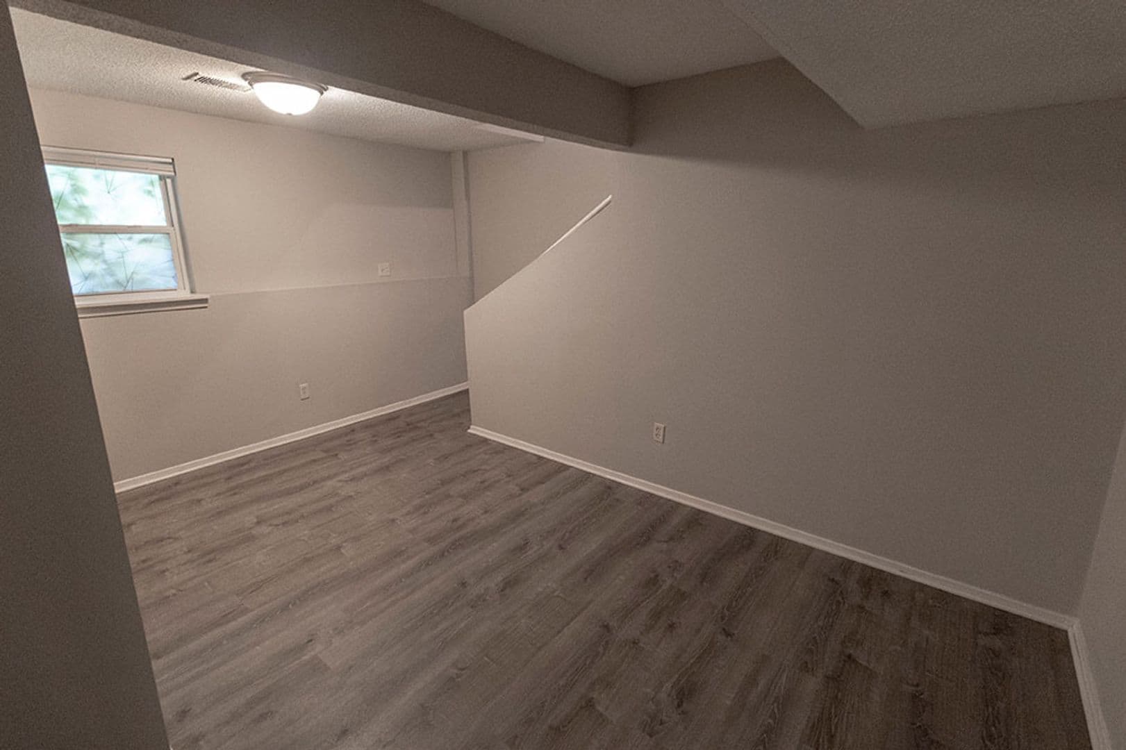 Columbia House: 215 Wheaton Ct