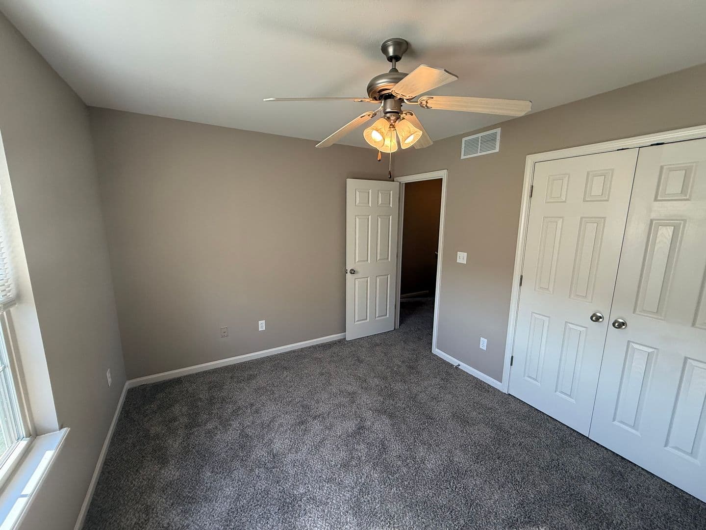 Columbia House: 214 Arctic Wolf Ct