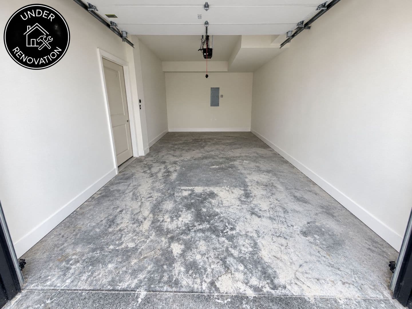 Columbia House: 5000 Derby Ridge Dr - 504