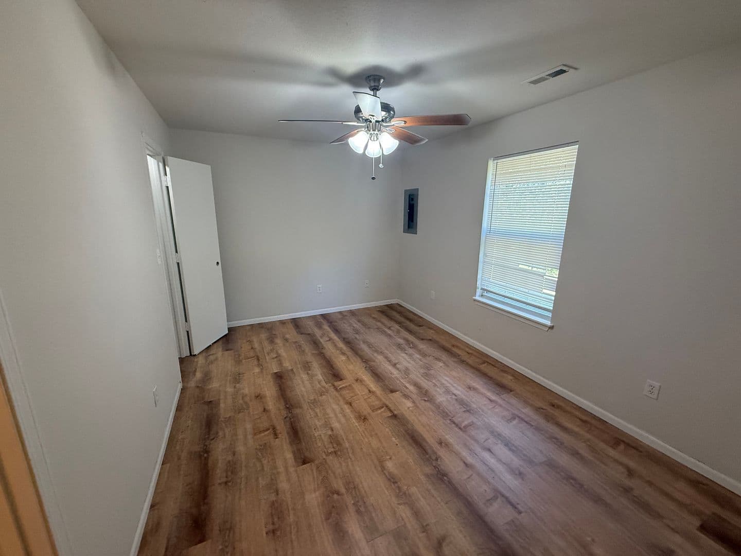 Columbia House: 1635 Bold Ruler Ct