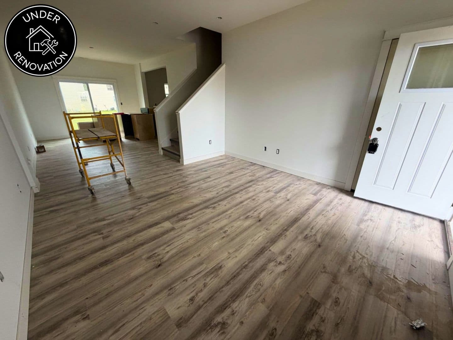 Columbia House: 5000 Derby Ridge Dr - 504