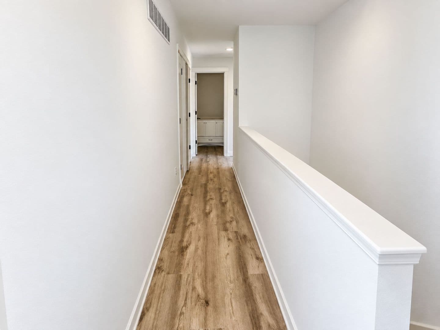 Columbia House: 5000 Derby Ridge Dr - 502