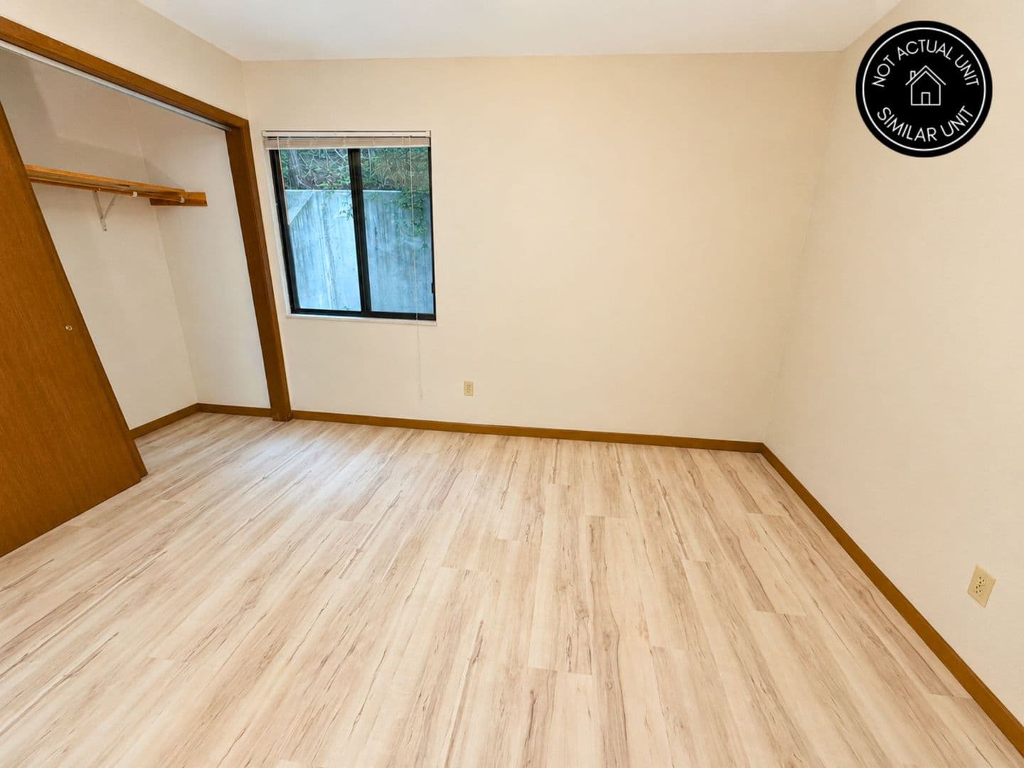 Jefferson City House: 405 Clayton Dr D-26
