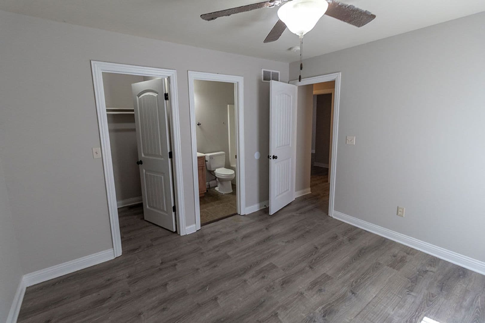 Columbia Apartment: 4700 Dehaven Dr