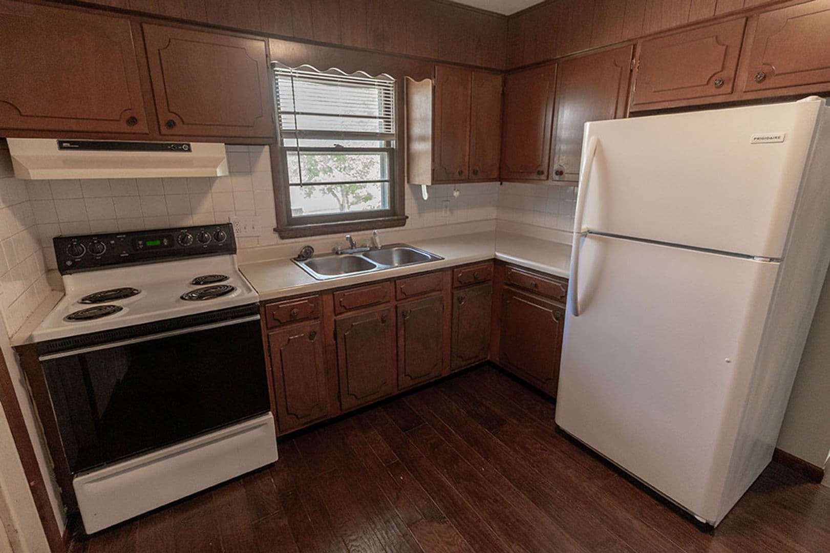 Columbia Apartment: 1804 Sylvan Ln
