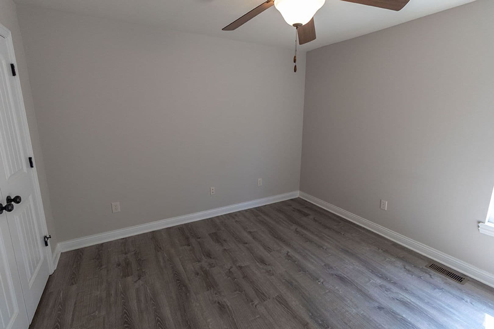 Columbia Apartment: 4700 Dehaven Dr