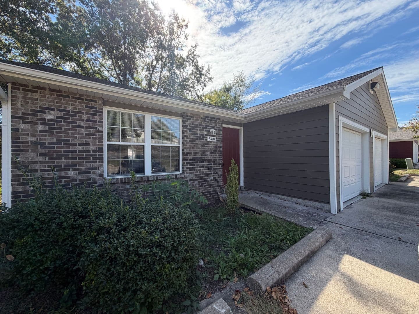 Columbia House: 3410 St. Charles Rd