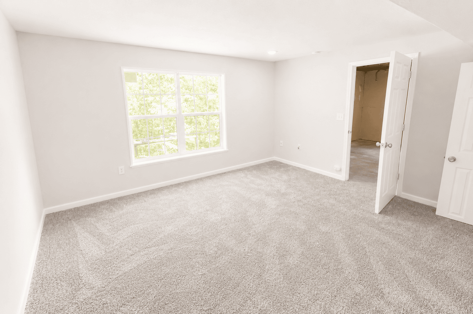 Columbia House: 5318 Godas Circle