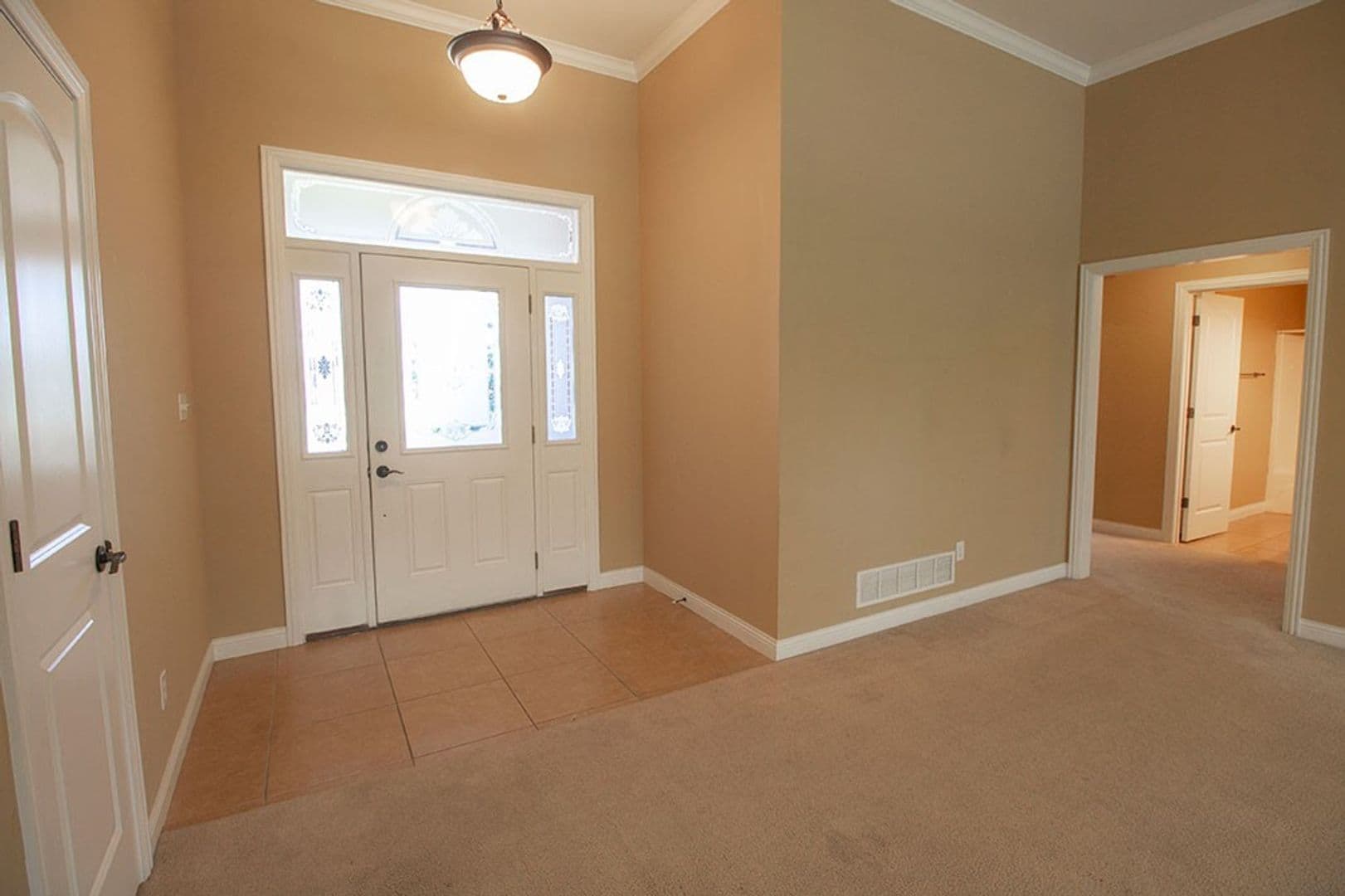 Columbia House: 5305 Chamois Dr
