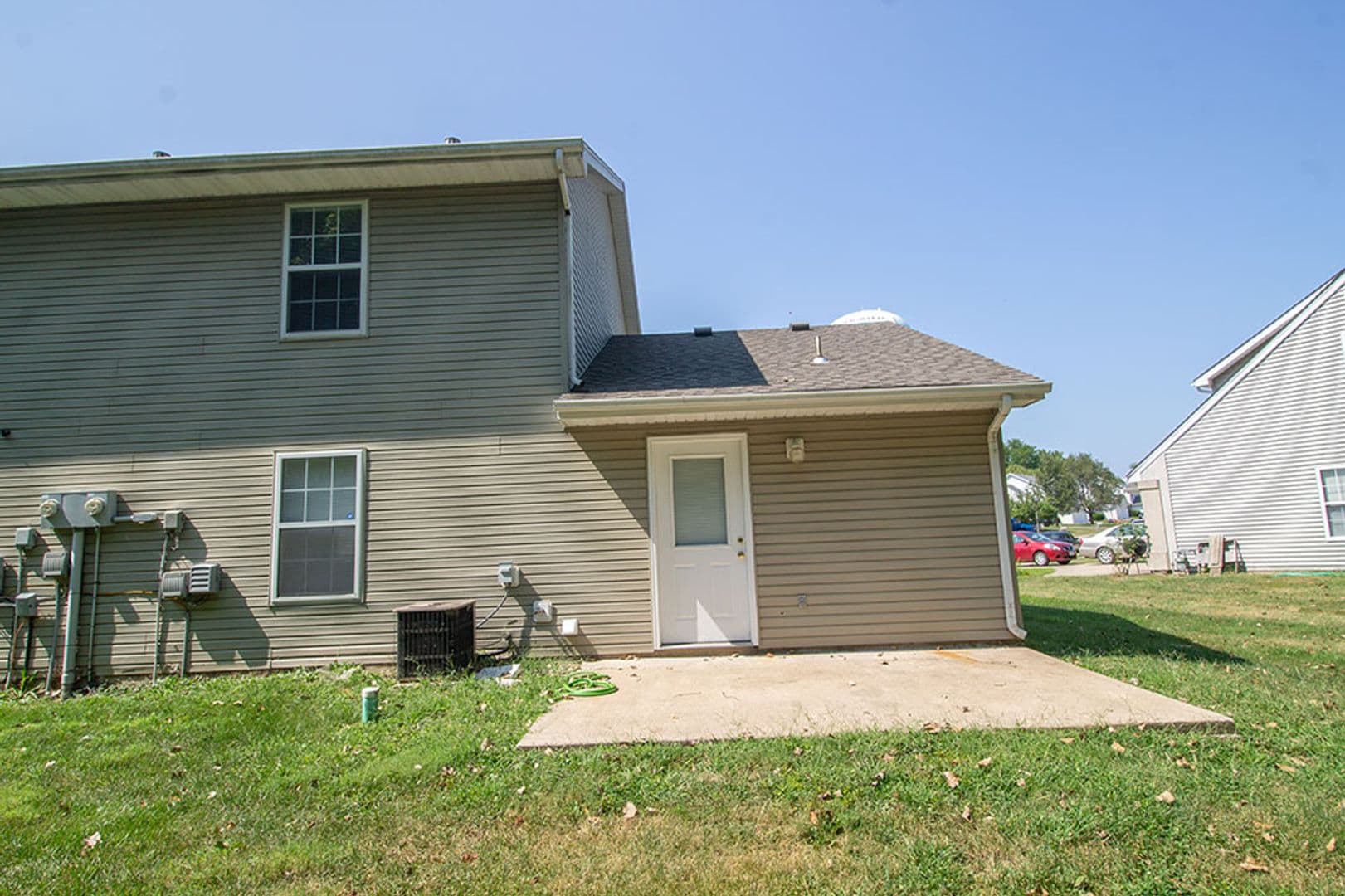 Columbia Apartment: 5200-5202 Tessa Way