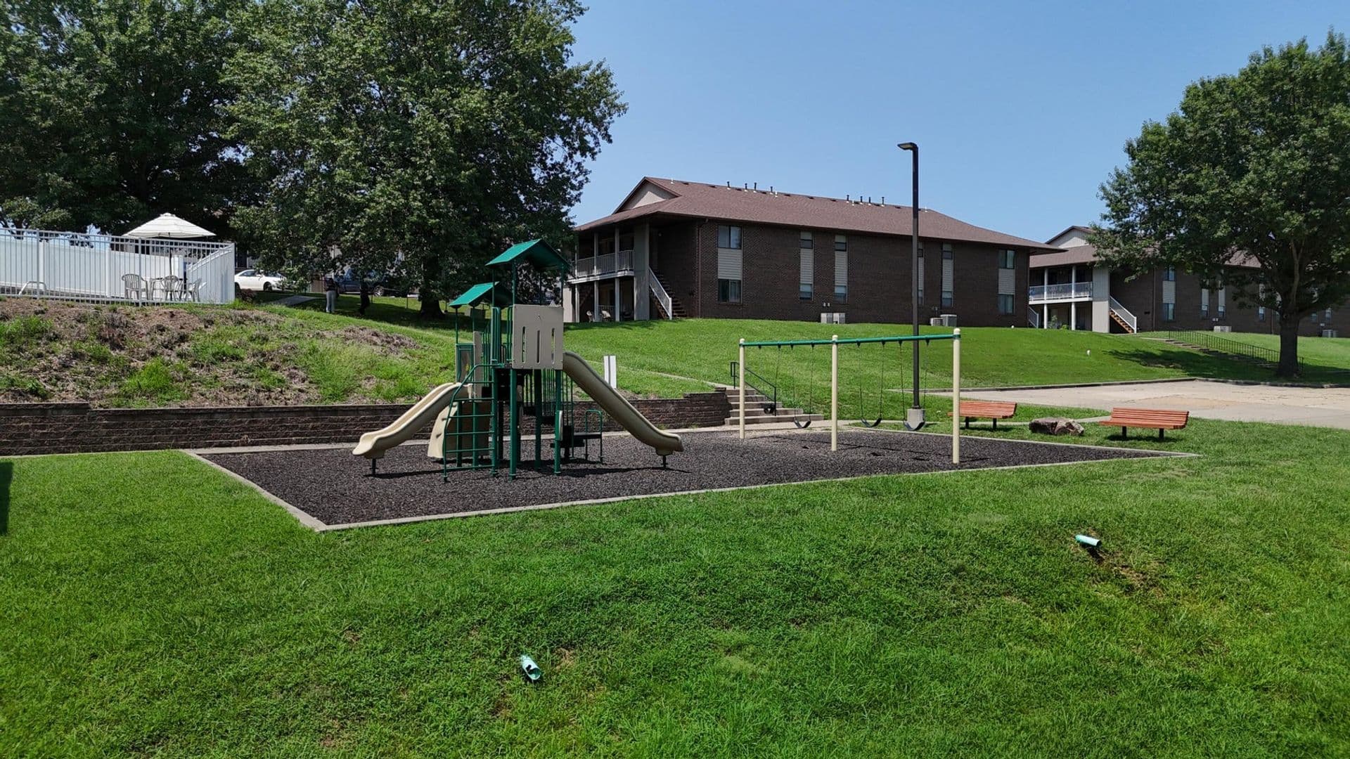 Jefferson City House: 827 Southwest Blvd M