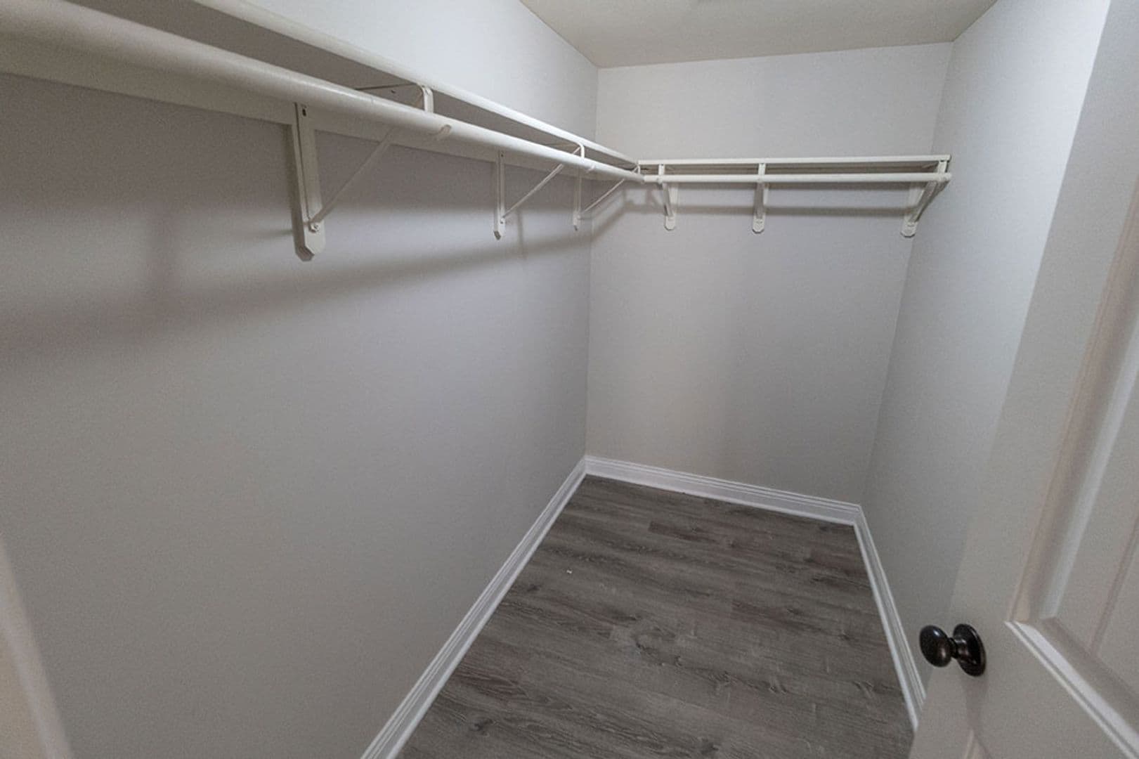 Columbia Apartment: 4700 Dehaven Dr