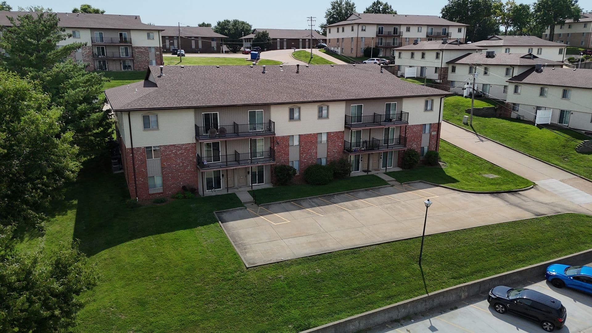 Jefferson City House: 823 Southwest Blvd J