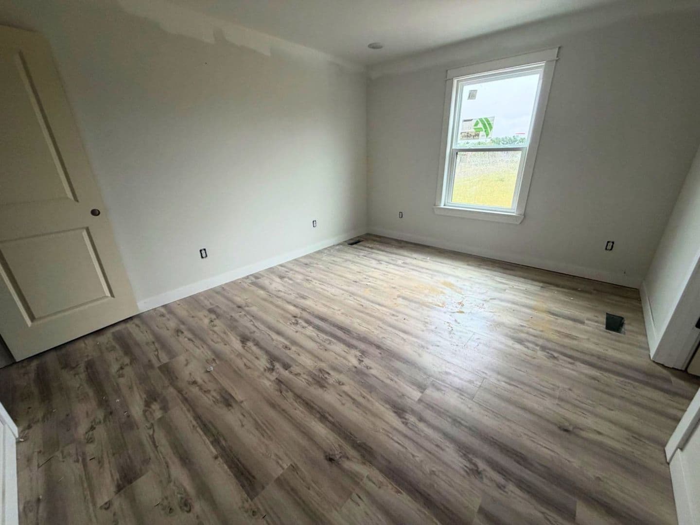 Columbia House: 5000 Derby Ridge Dr - 502