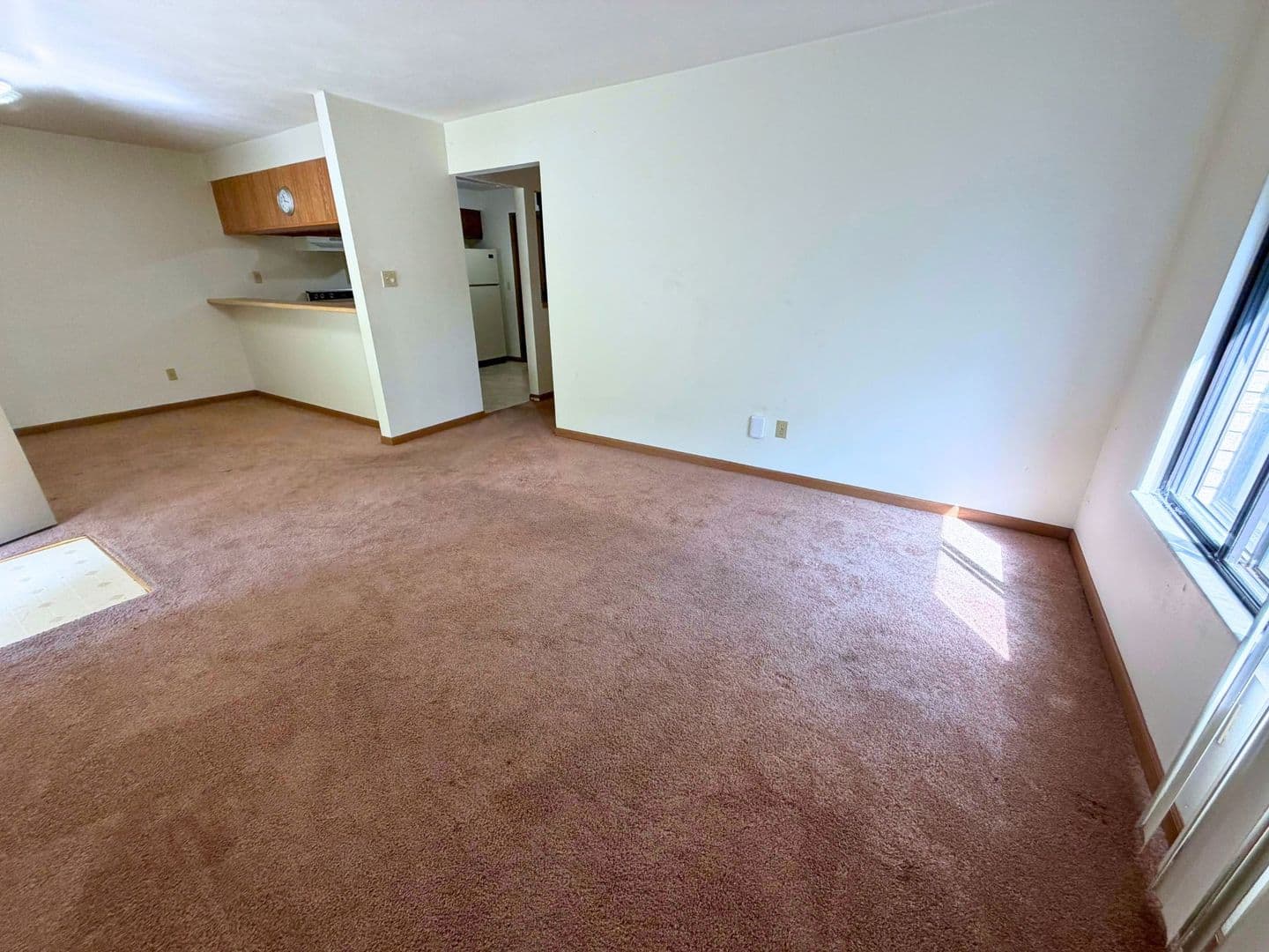 Jefferson City House: 405 Clayton Dr B-10