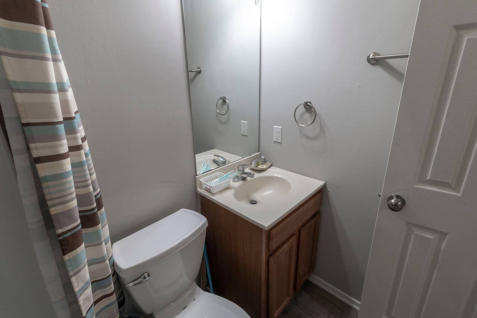 Columbia House: 204 Wheaton Ct