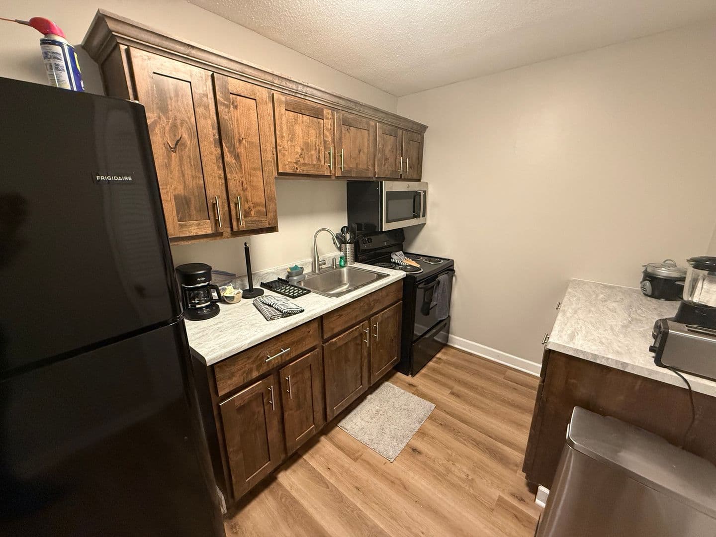 Columbia House: 1612 Richardson St. #1