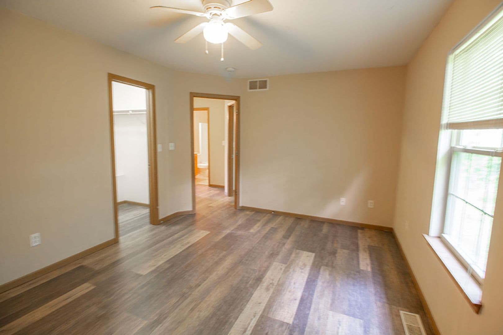 Columbia House: 1503 Greensboro Dr