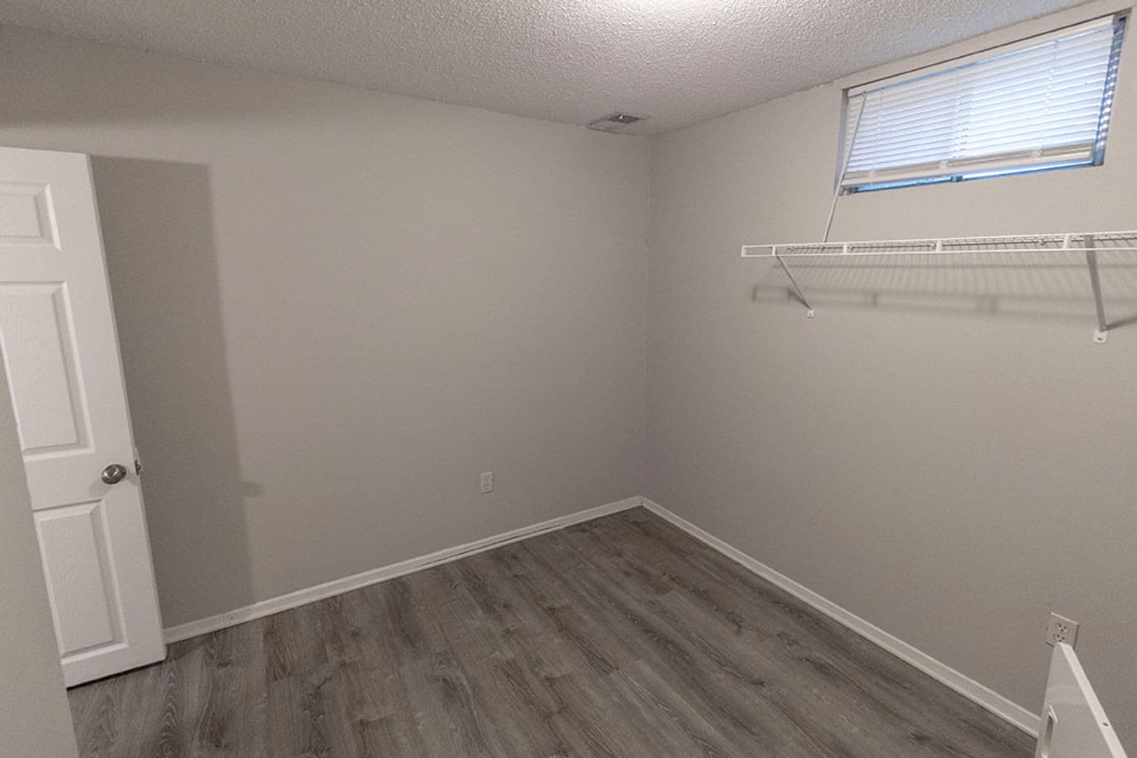 Columbia House: 215 Wheaton Ct