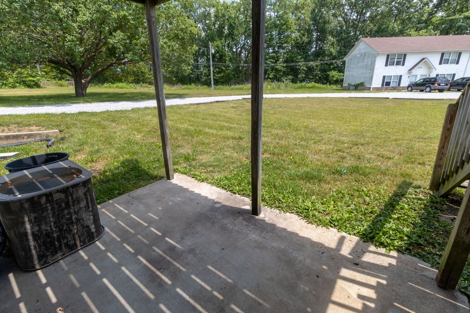 Columbia Apartment: 420 N East Park Ln
