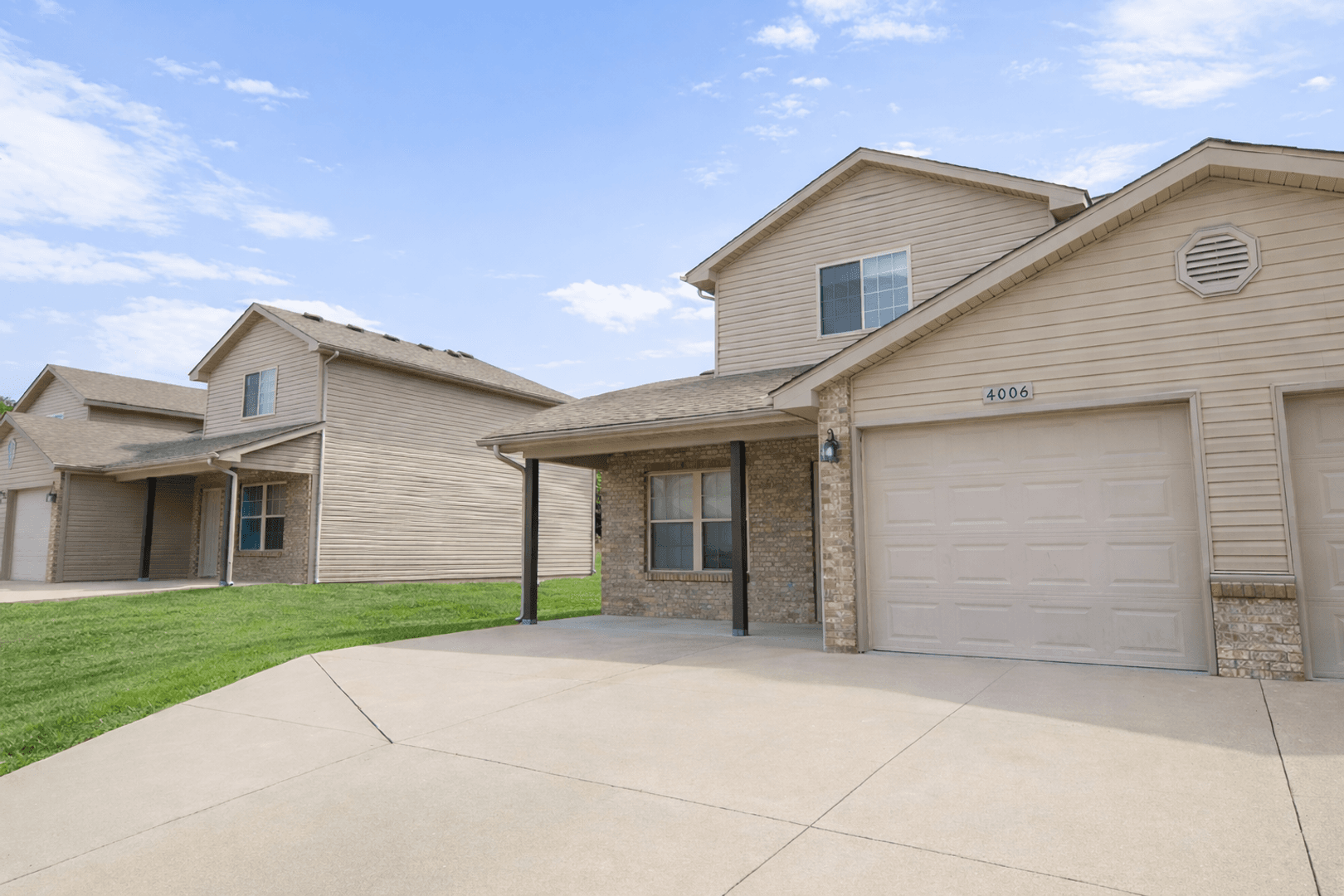 Columbia House: 4006 Snowy Owl Drive
