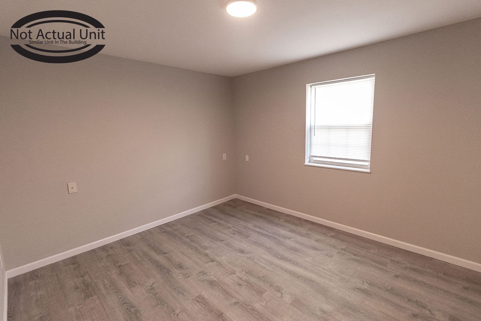 Columbia Apartment: 3408 Balboa Ln #48