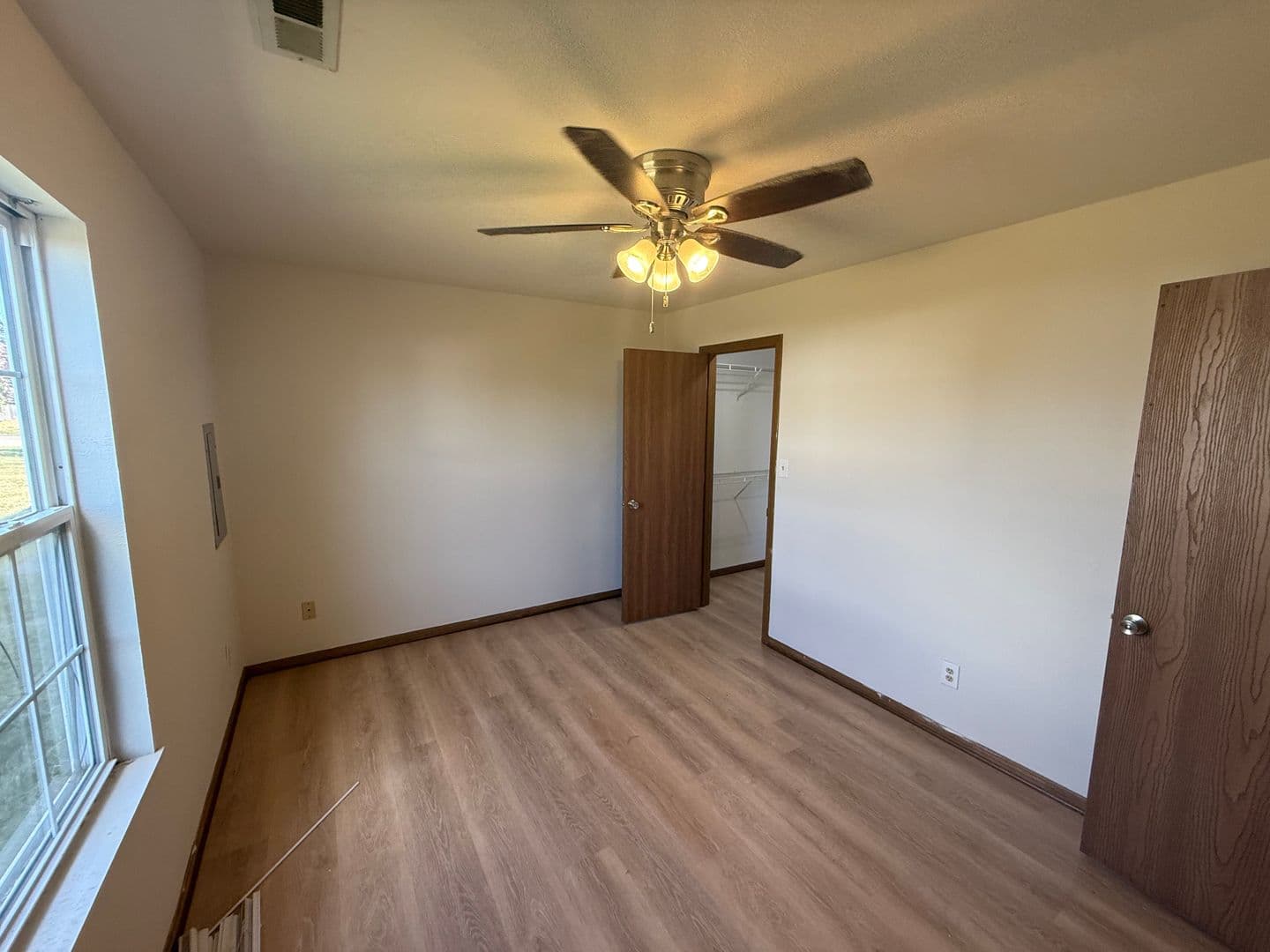 Columbia House: 1521 Typhoon Court